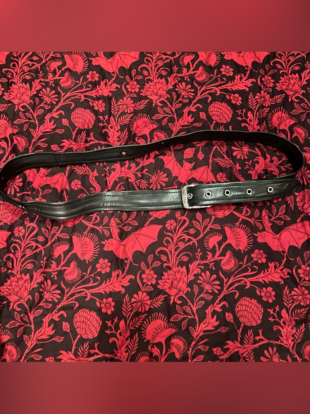 Black recycled rubber belt